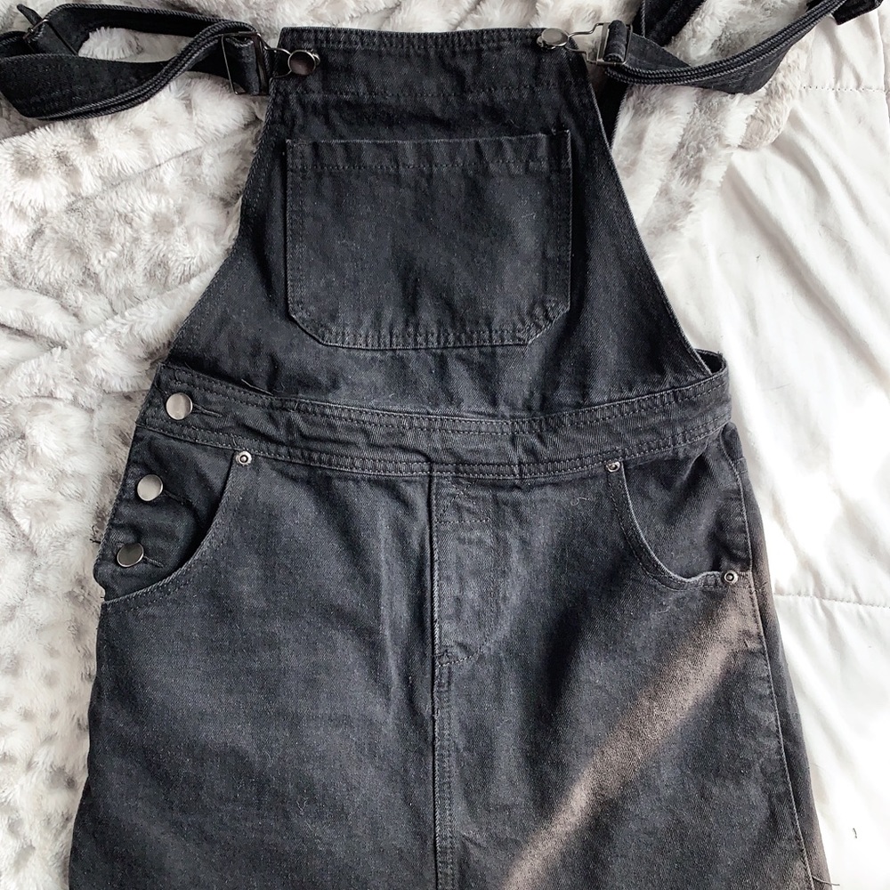Boohoo Overall dress